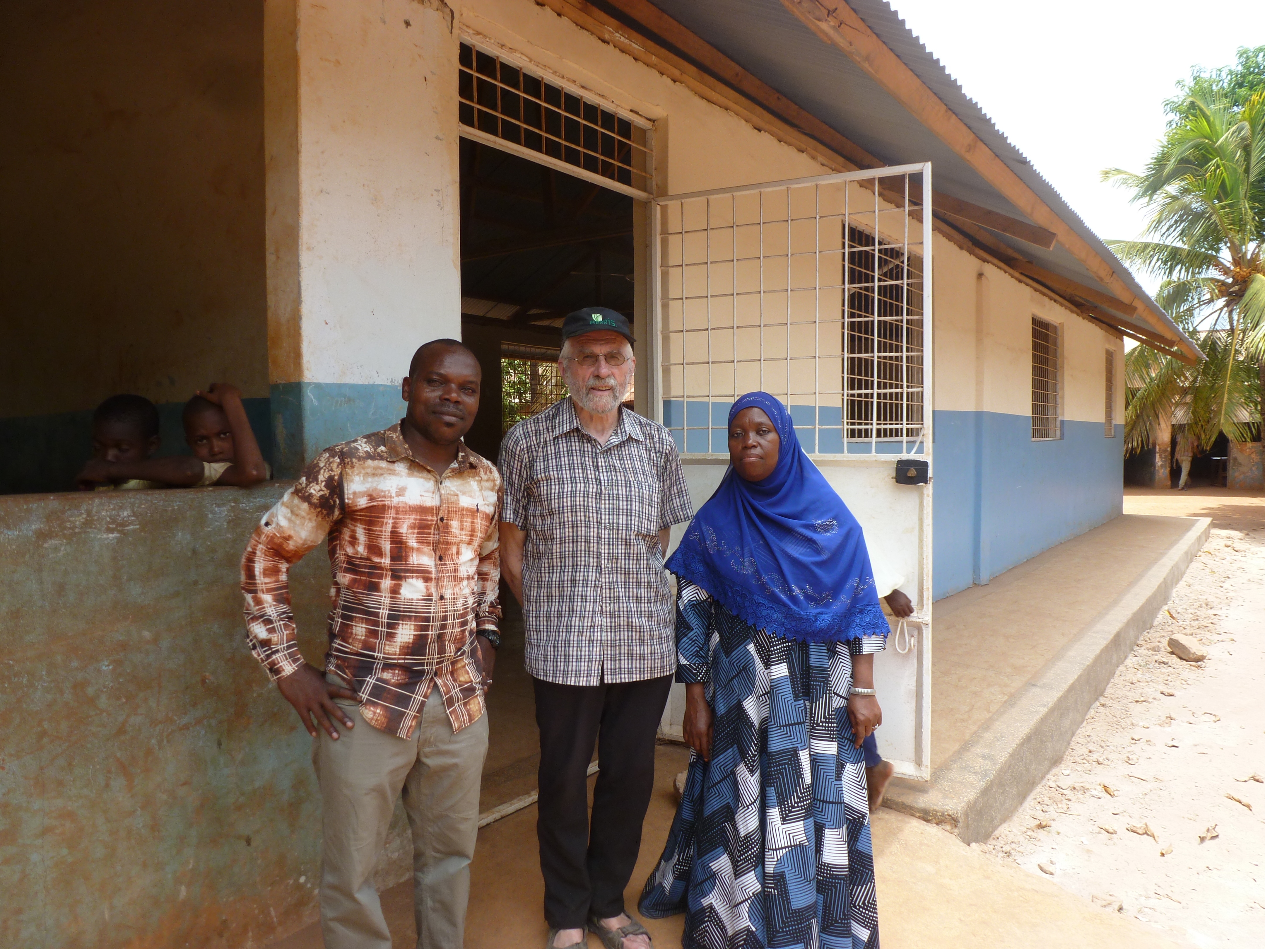 Inrichting ICT-lokaal KUSINI SCHOOL